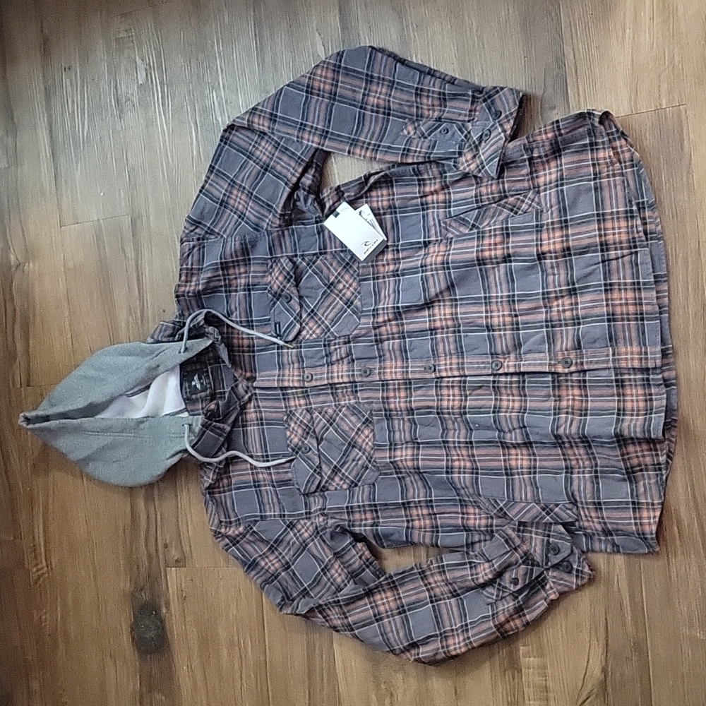 NWT Man's Rip Curl Flannel. "Ranchero Hooded Flannel Shirt" in Black & Red